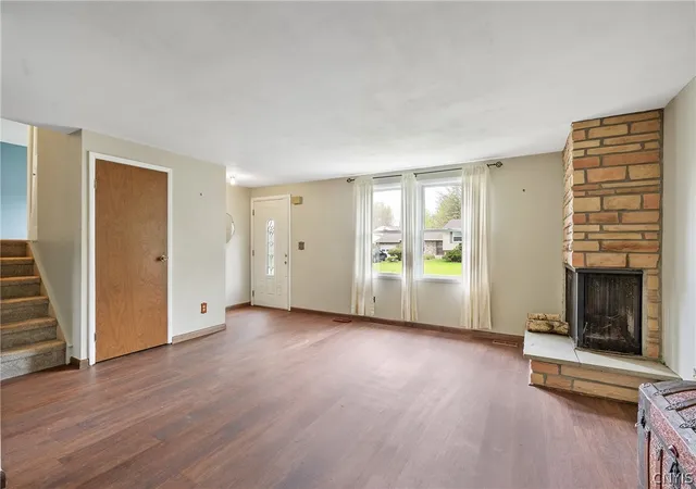 Homes for sale in Clay, NY | 4254 Vine Meadow Rd, Clay, NY 13090 | MLS# S1680109