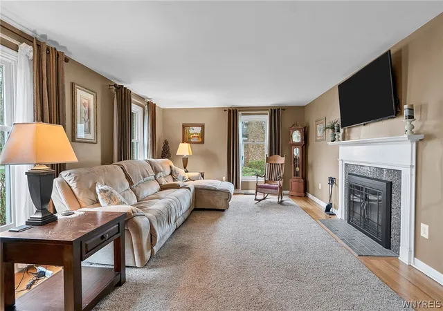 Homes for sale in Amherst, NY | 17 Fox Chapel Ct, Amherst, NY 14221 | MLS# B1680585