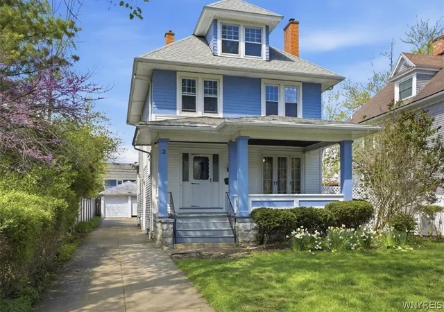 Homes for sale in Buffalo, NY | 98 Tillinghast Pl, Buffalo, NY 14216 | MLS# B1680194