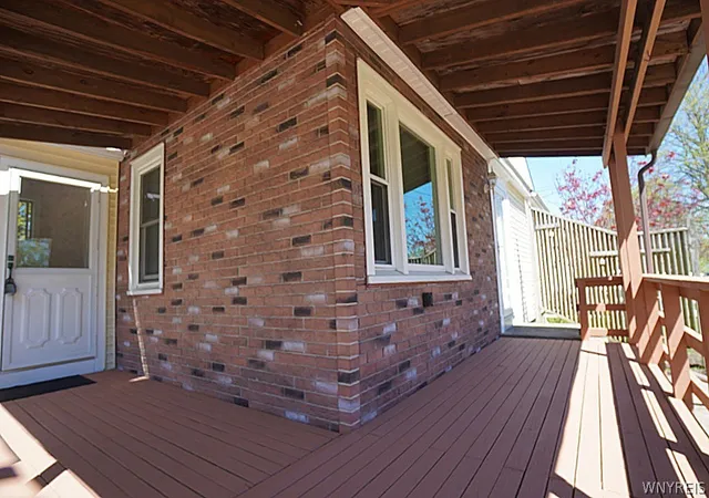 Photo 3 of Sale Pending at 5790 Walden Dr, Lake View, NY 14085 | MLS# B1680645 | Listing updated on 2026-05-20