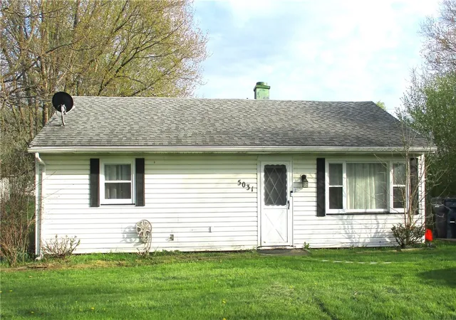Homes for sale in Canandaigua Town, NY | 5031 North Rd, Canandaigua Town, NY 14424 | MLS# R1680569