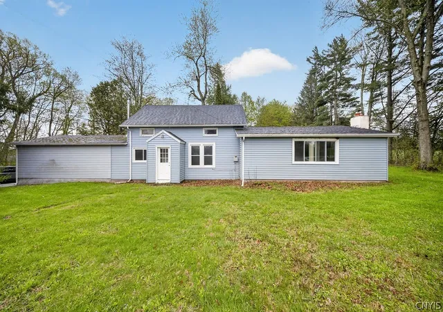 1st image of 2421 Shamrock Rd, Skaneateles, NY 13152 | MLS# S1680580