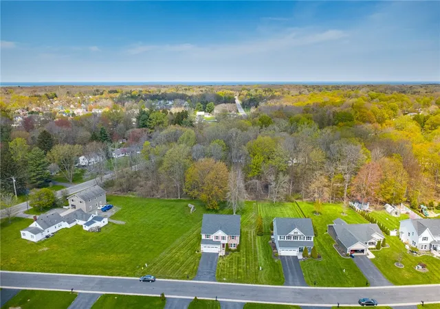 2nd image of 708 Hillspring, Webster, NY 14580 | MLS# R1677141
