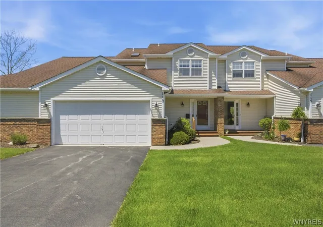 1st image of 113 Southwick Dr, Orchard Park, NY 14127 | MLS# B1680502
