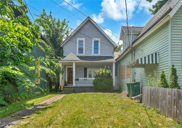 Homes for sale in Buffalo, NY | 33 Lafayette Ave, Buffalo, NY 14213 | MLS# B1680800