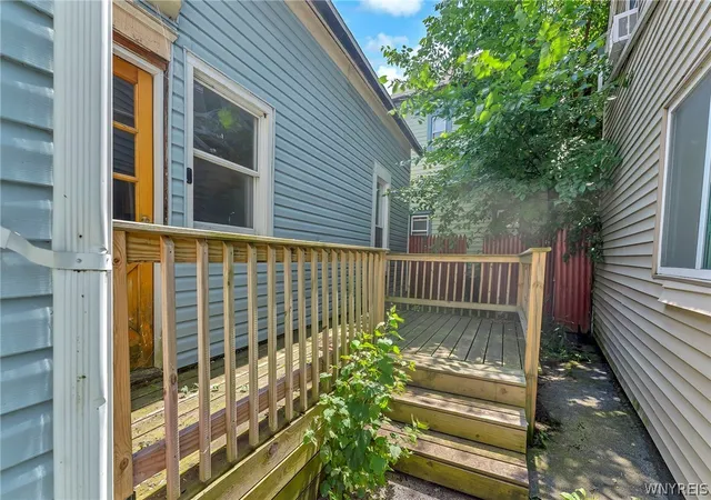 Homes for sale in Buffalo, NY | 33 Lafayette Ave, Buffalo, NY 14213 | MLS# B1680800