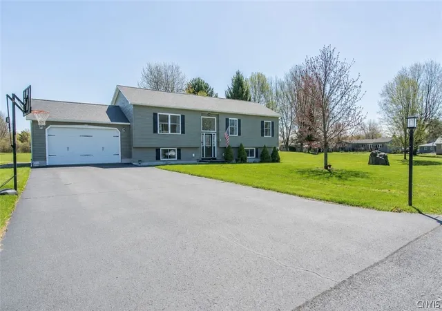 2nd image of 2 Grant St, Dexter, NY 13634 | MLS# S1680811