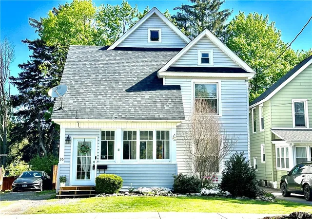 Homes for sale in German Flatts, NY | 36 Charles St, German Flatts, NY 13357 | MLS# S1680799