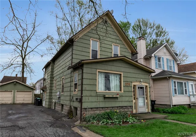2nd image of 279 Niagara St, Tonawanda, NY 14150 | MLS# B1680725