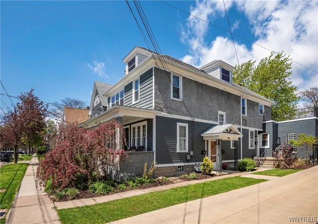 Homes for sale in Buffalo, NY | 186 Bird Ave, Buffalo, NY 14213 | MLS# B1680776