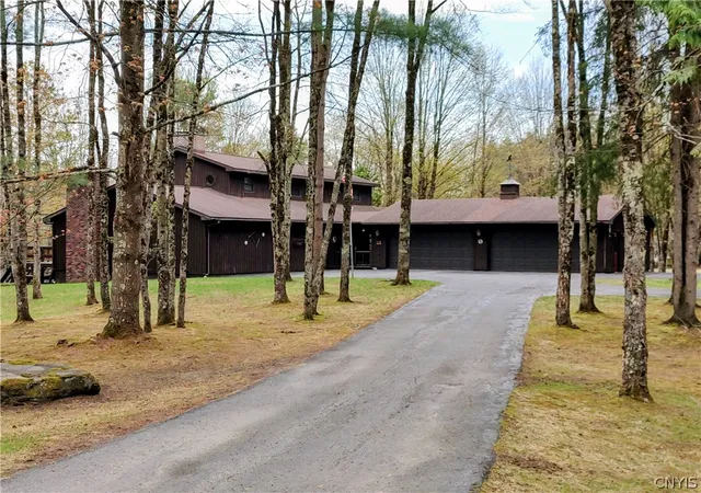 Homes for sale in Camden, NY | 2542 Miliddy Ln, Camden, NY 13316 | MLS# S1680555