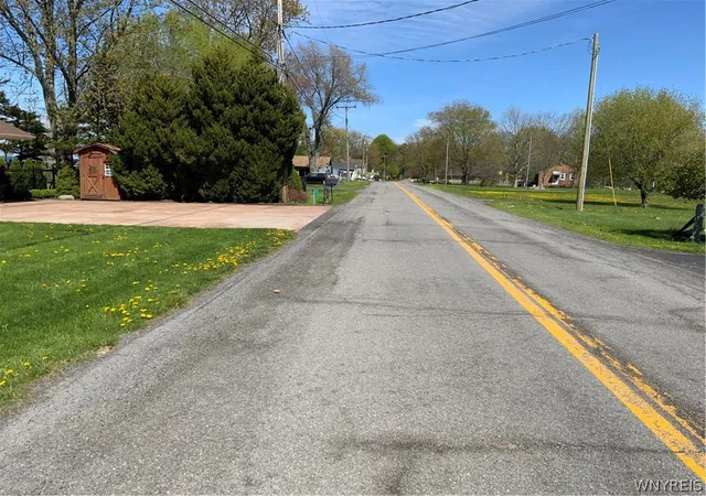 40th image of 8743 Lakeview Dr, Somerset, NY 14012 | MLS# B1680902