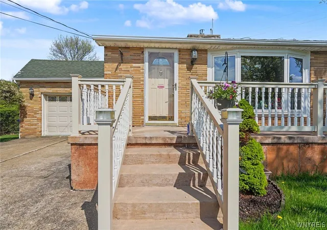 Homes for sale in Hamburg, NY | 5459 Columbia Ave, Hamburg, NY 14075 | MLS# B1680158