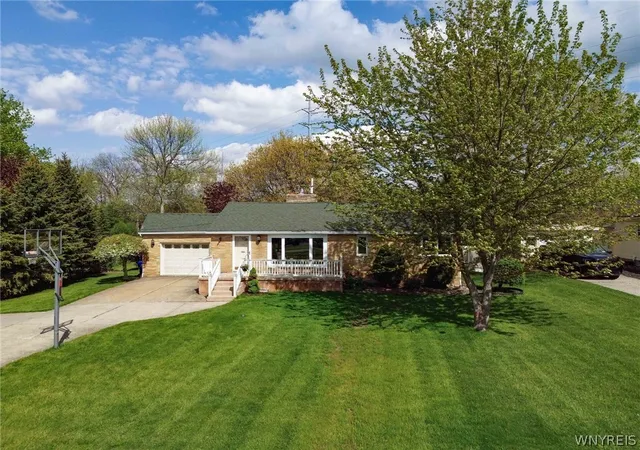 Homes for sale in Hamburg, NY | 5459 Columbia Ave, Hamburg, NY 14075 | MLS# B1680158
