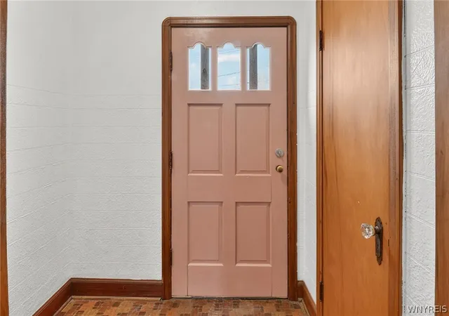 4th image of 841 Cleveland Dr, Buffalo, NY 14225 | MLS# B1680938