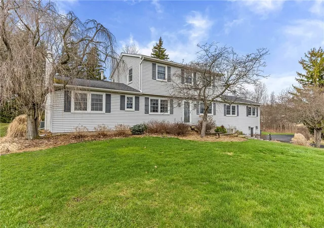 Homes for sale in Canandaigua Town, NY | 2480 Cooley Rd, Canandaigua Town, NY 14424 | MLS# R1680963