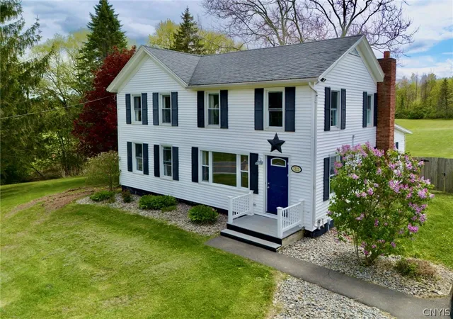 Homes for sale in Oneida, NY | 1223 Mt Hope Ave, Oneida, NY 13421 | MLS# S1678804