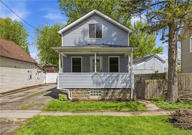 1st image of 12 Simson St, Tonawanda, NY 14150 | MLS# B1679925