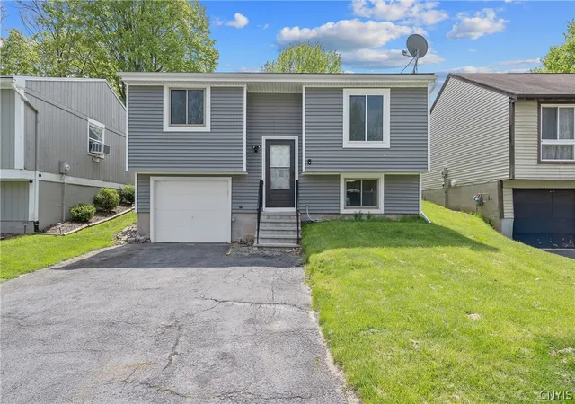 Homes for sale in Clay, NY | 4187 Burningtree Rd, Clay, NY 13090 | MLS# S1680212