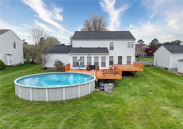 5th image of 644 Yardley Ct, Webster, NY 14580 | MLS# R1680787