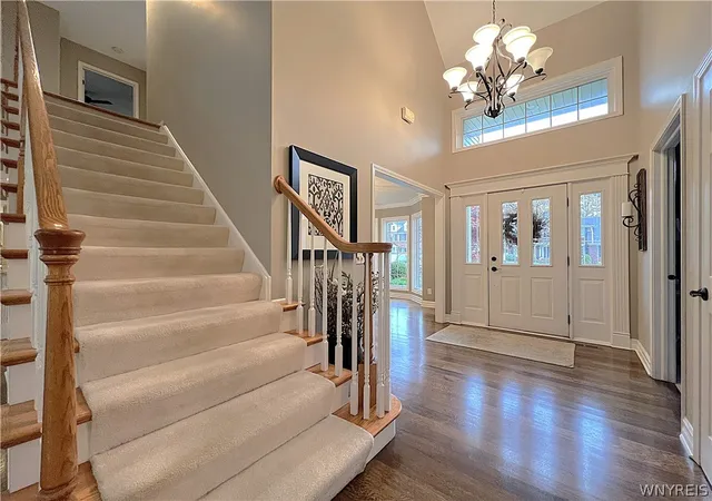 3rd image of 4059 Foxwood Ln, Buffalo, NY 14221 | MLS# B1680945