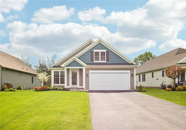 Homes for sale in Henrietta, NY | 65 Willowford Dr, Henrietta, NY 14467 | MLS# R1680778