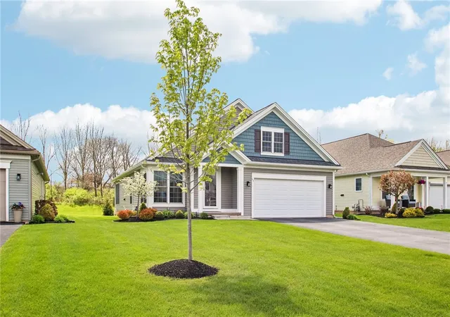 Homes for sale in Henrietta, NY | 65 Willowford Dr, Henrietta, NY 14467 | MLS# R1680778