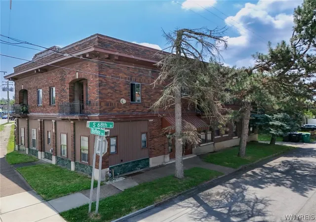 1st image of 6801 Buffalo Ave, Niagara Falls, NY 14304 | MLS# B1679845