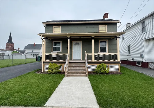Homes for sale in Geneva City, NY | 62 Wadsworth St, Geneva City, NY 14456 | MLS# R1681008