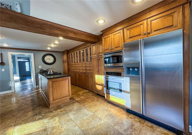 5th image of 24 Genesee St, New Berlin, NY 13411 | MLS# R1670217