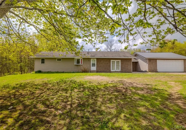 Photo 3 of Sale Pending at 1557 County Route 7, Oswego, NY 13126 | MLS# S1680031 | Listing updated on 2026-07-30