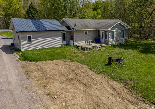 Photo 4 of Sale Pending at 1557 County Route 7, Oswego, NY 13126 | MLS# S1680031 | Listing updated on 2026-07-30
