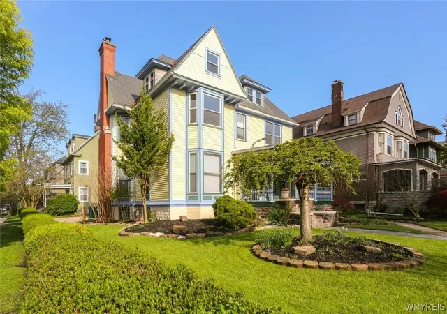 Homes for sale in Buffalo, NY | 600 Richmond Ave, Buffalo, NY 14222 | MLS# B1680013
