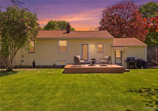 2nd image of 4320 Cameron Dr, Buffalo, NY 14221 | MLS# B1680741