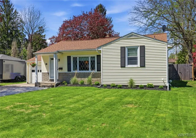 5th image of 4320 Cameron Dr, Buffalo, NY 14221 | MLS# B1680741