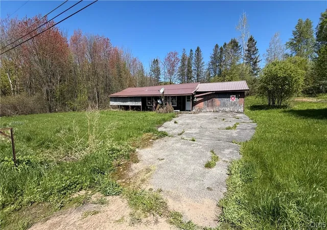 Homes for sale in Granby, NY | 318 Stoney Robby Rd, Granby, NY 13126 | MLS# S1681065