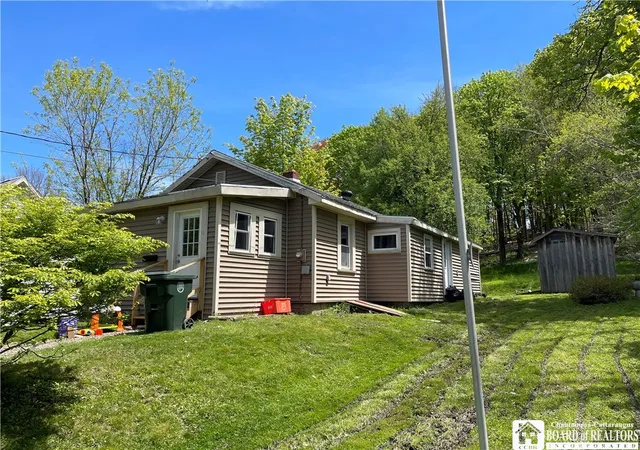 Photo 2 of Single family home for sale at 53 Ellicott St, Jamestown, NY 14701 | MLS# R1680892 | Listing updated on 2026-05-18