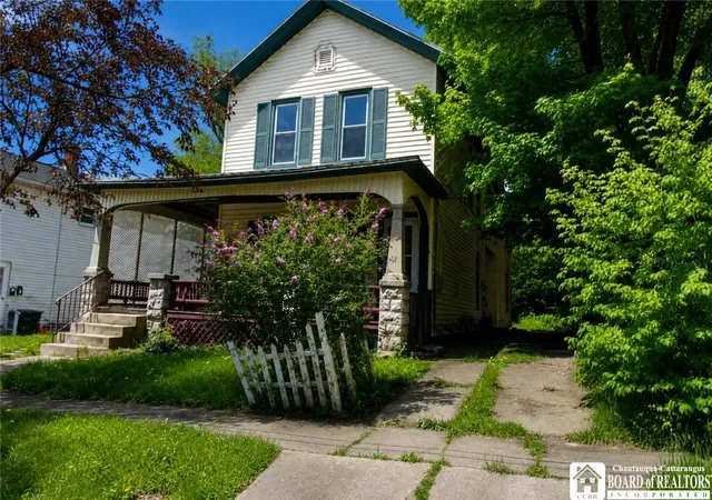2nd image of 109 Stowe St, Jamestown, NY 14701 | MLS# R1681177