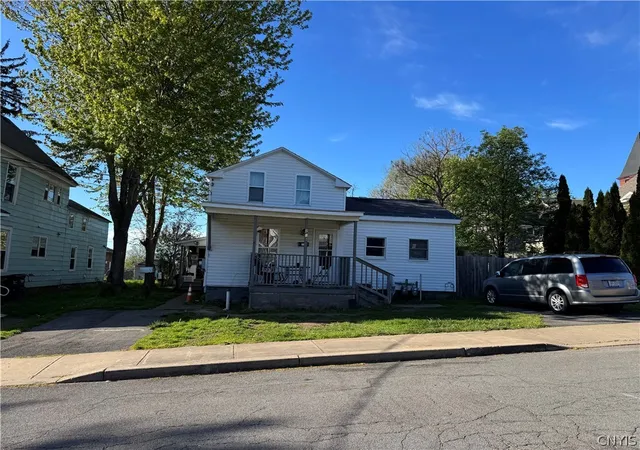 Homes for sale in Fulton, NY | 219 Utica St, Fulton, NY 13069 | MLS# S1680921
