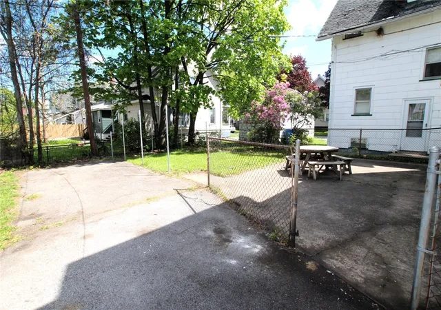 Homes for sale in Rochester, NY | 692 Chili Ave, Rochester, NY 14611 | MLS# R1681161
