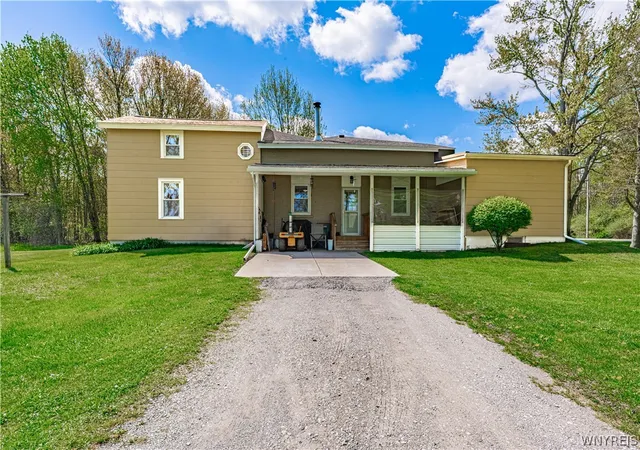 4th image of 1659 Carmen Rd, Somerset, NY 14012 | MLS# B1681230