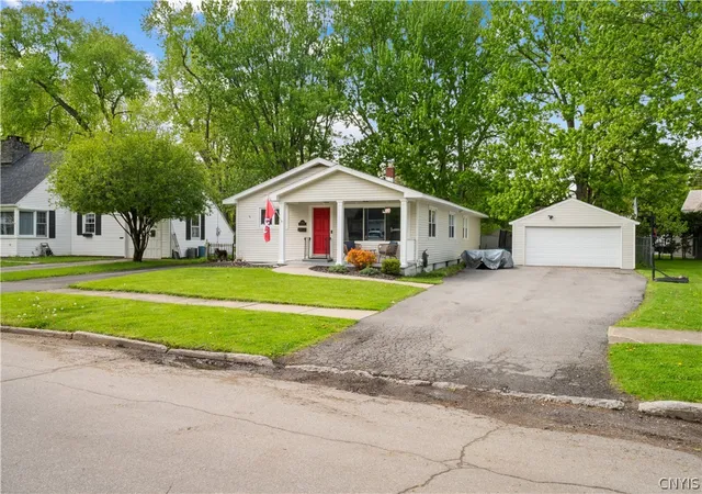 Homes for sale in Utica, NY | 2610 Dunham Rd, Utica, NY 13501 | MLS# S1680744