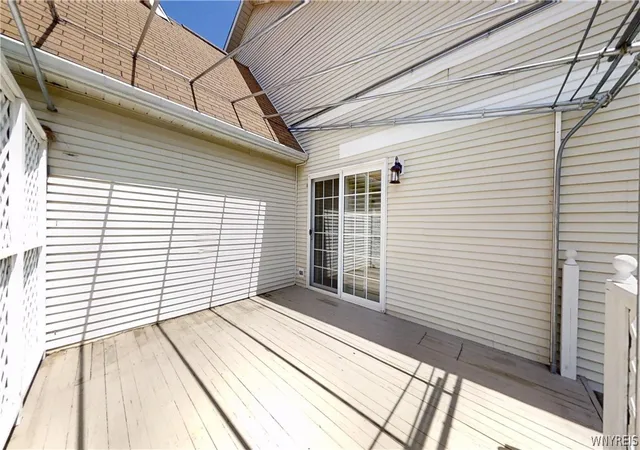 Homes for sale in Amherst, NY | 3 Birdwalk Ln, Amherst, NY 14221 | MLS# B1680073