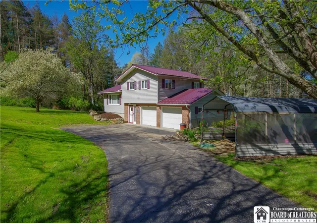 1st image of 549 Creek Rd, Jamestown, NY 14701 | MLS# R1681313