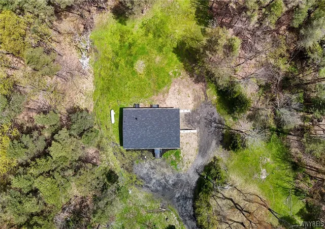 Homes for sale in Ellicottville, NY | 7784 Irish Hill Rd, Ellicottville, NY 14171 | MLS# B1680625