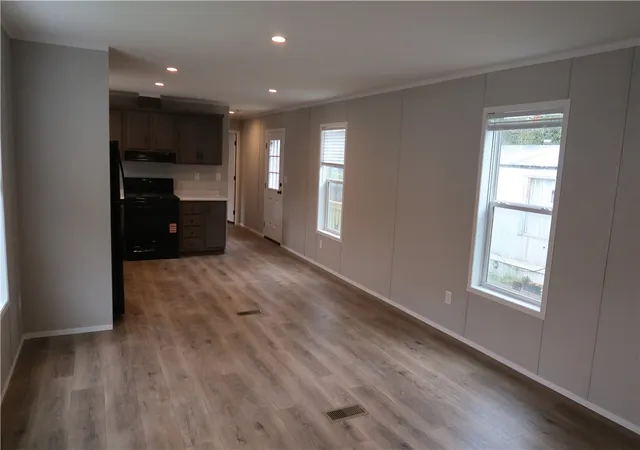 4th image of 113 Little John Ln, Norwich, NY 13815 | MLS# R1681309
