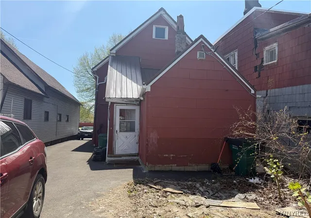 Homes for sale in Buffalo, NY | 1310 E Lovejoy St, Buffalo, NY 14206 | MLS# B1681317