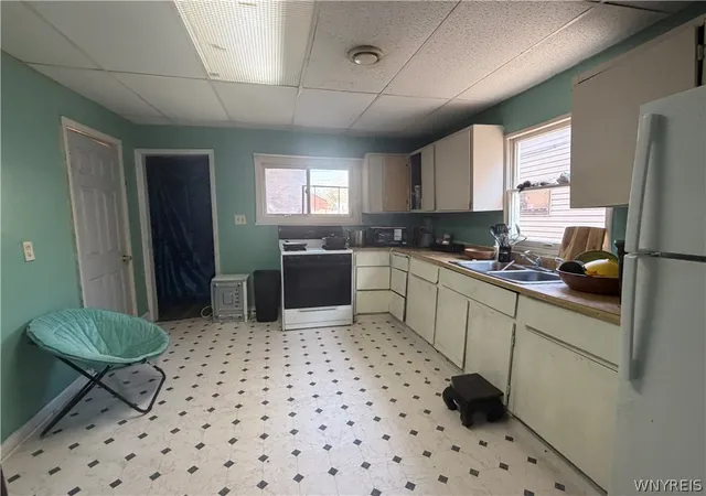 Homes for sale in Buffalo, NY | 1310 E Lovejoy St, Buffalo, NY 14206 | MLS# B1681317
