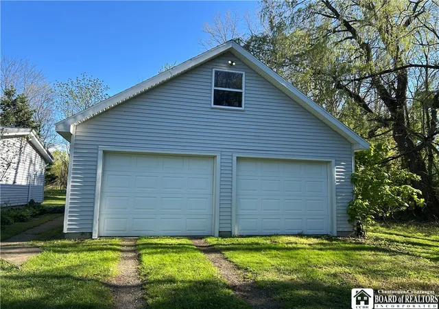 5th image of 26 Harmon Ave, Portland, NY 14716 | MLS# R1681351