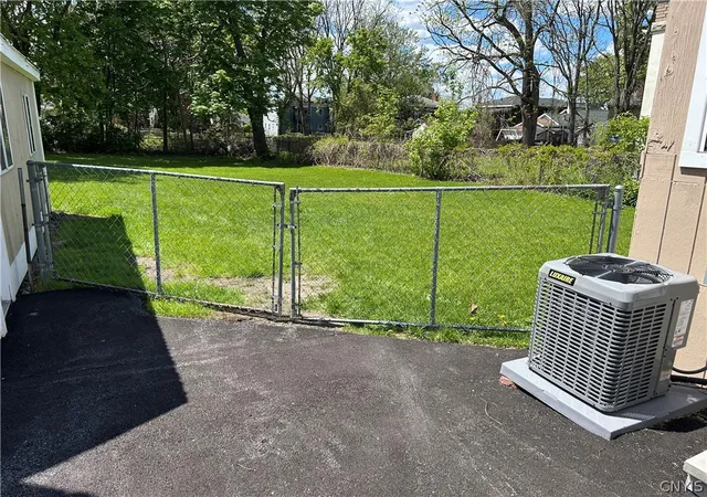3rd image of 1509 1St North St, Syracuse, NY 13208 | MLS# S1680405